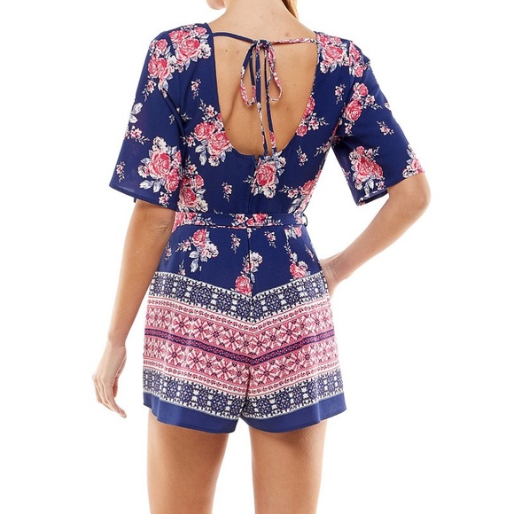 Like new romper - Picture 2 of 3